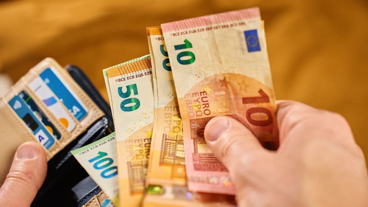 Three groups set to receive €2,000 grant support next month