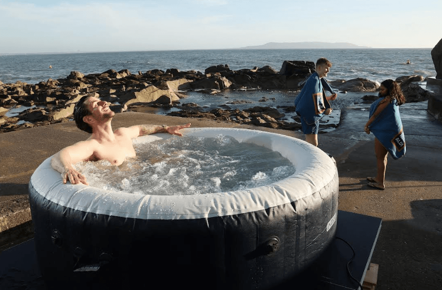 ALDI brings spa pool to the Forty Foot ahead of Bank Holiday weekend