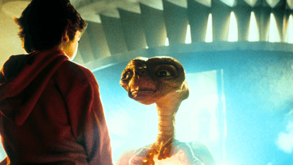 Close Encounters and E.T. director makes major UFO admission