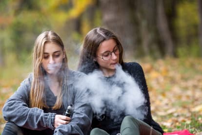 HSE finds high-risk synthetic cannabinoids in vapes sold in Irish shops