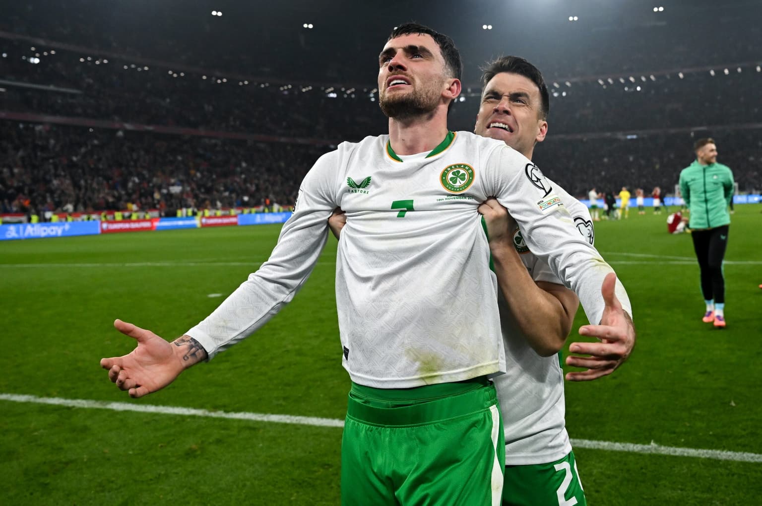 West Ham lodge €18m bid for Ireland star Troy Parrott