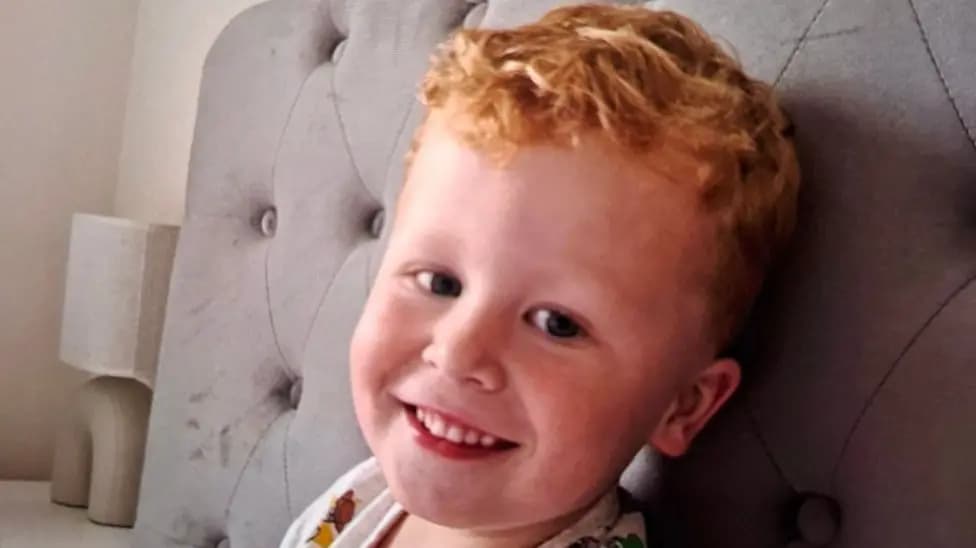 Urgent search: Police appeal to residents to check outbuildings for missing toddler