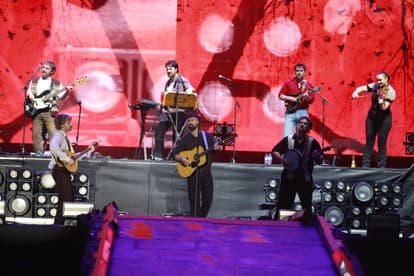 Amble have their first Irish No 1 single with The Swell