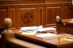 Solicitors legal aid row escalates ahead of Monday walkout