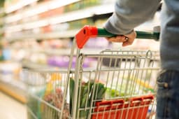 Grocery price inflation hits 4.69% as shoppers chase deals