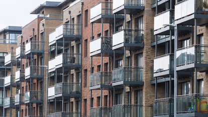 Woman allegedly pushed from balcony in Dublin dies
