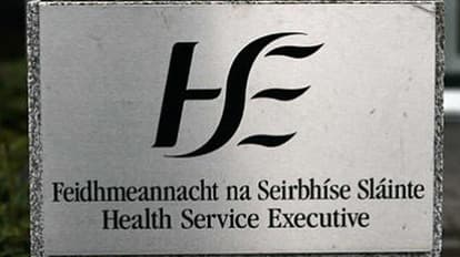 Hospital parking fee cap of €10 ordered by Government