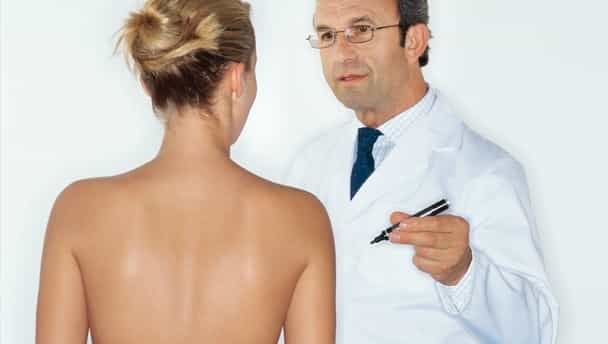 Booby squeeze doctor just didn’t want to watch Emmerdale Booby squeeze doctor just didn’t want to watch Emmerdale