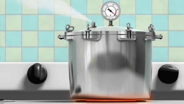 Kitchen Disaster: High pressure cooking results in an absolute disaster Kitchen Disaster: High pressure cooking results in an absolute disaster
