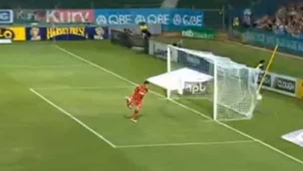 Video: Alessandro Del Piero scores a screamer for Sydney Video: Alessandro Del Piero scores a screamer for Sydney