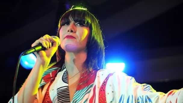 Sunday Chill Out Tracks, featuring Yeah Yeah Yeahs and Linnea Olsson Sunday Chill Out Tracks, featuring Yeah Yeah Yeahs and Linnea Olsson