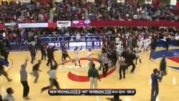 Video: Talk about leaving it late – 55ft buzzer beating title shot in New York basketball game Video: Talk about leaving it late – 55ft buzzer beating title shot in New York basketball game