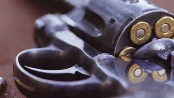 Video: Gang of thieves didn’t expect this gun wielding shop owner Video: Gang of thieves didn’t expect this gun wielding shop owner