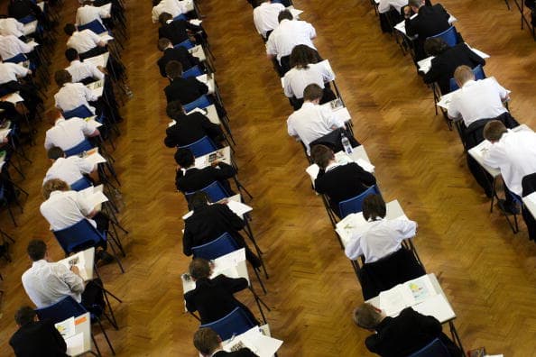 PIC: Dublin nightclub offer to pay for a student to resit an exam he failed on one condition PIC: Dublin nightclub offer to pay for a student to resit an exam he failed on one condition