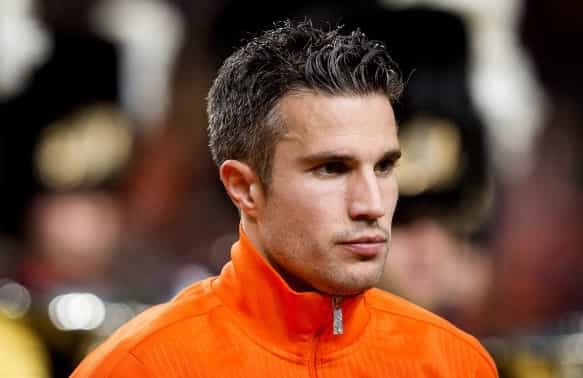 Vine: Robin van Persie produces brilliant nutmeg to score past Michel Vorm at Dutch training Vine: Robin van Persie produces brilliant nutmeg to score past Michel Vorm at Dutch training