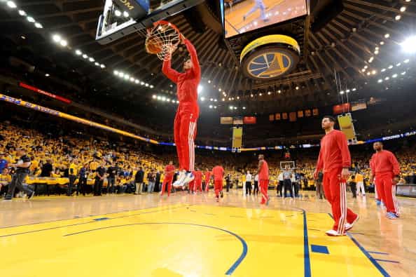 Pictures: LA Clippers players made a classy gesture in response to racist remarks from the team owner Pictures: LA Clippers players made a classy gesture in response to racist remarks from the team owner