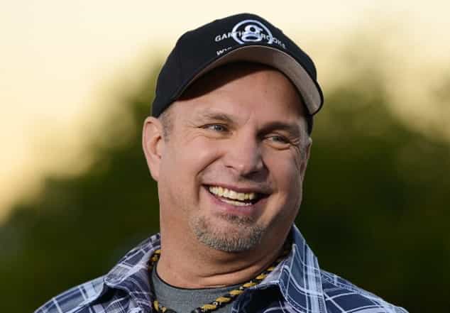 Pic: This shop in Clones has clearly had enough of the Garth Brooks saga Pic: This shop in Clones has clearly had enough of the Garth Brooks saga