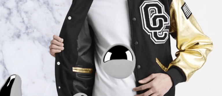 Video: This jacket has a built in phone charger to make sure you never run out of battery Video: This jacket has a built in phone charger to make sure you never run out of battery