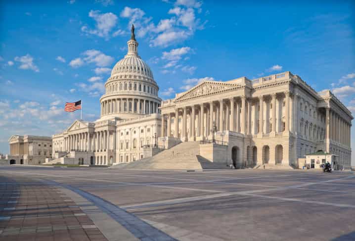 White House and US Senate reach agreement on $2 trillion coronavirus stimulus package White House and US Senate reach agreement on $2 trillion coronavirus stimulus package