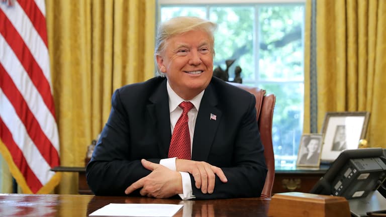Donald Trump wants to change shower head laws because they ruin his hair Donald Trump wants to change shower head laws because they ruin his hair