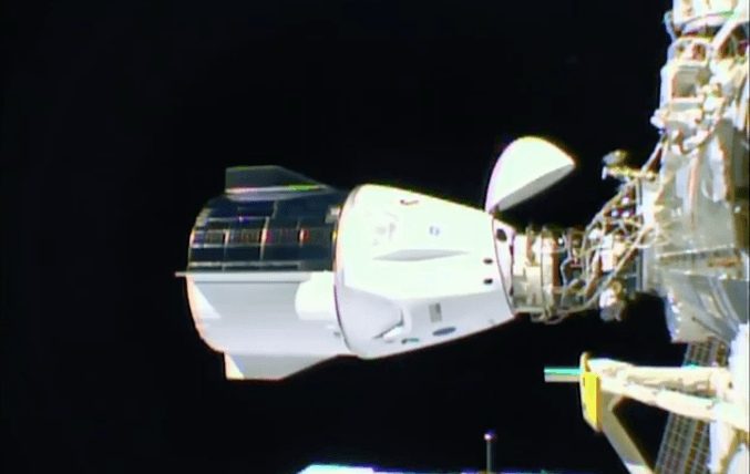 SpaceX Dragon capsule delivers four astronauts to the International Space Station SpaceX Dragon capsule delivers four astronauts to the International Space Station