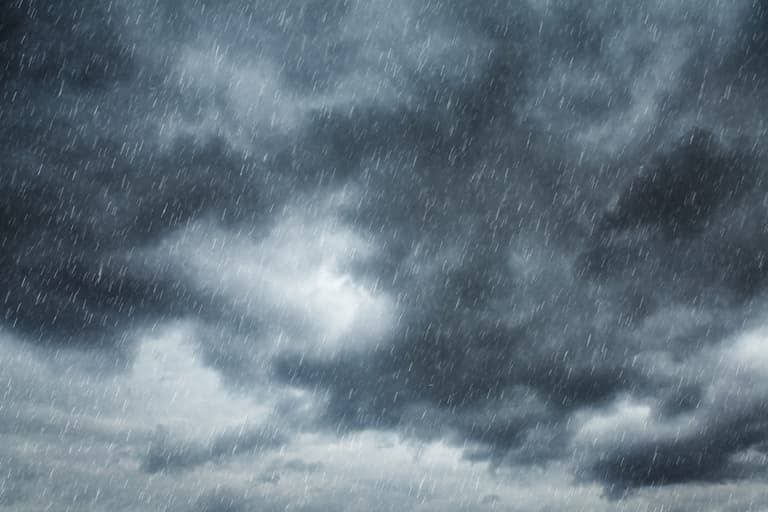 “Severe flooding” in south Dublin as thunderstorm warning in place for 18 counties “Severe flooding” in south Dublin as thunderstorm warning in place for 18 counties