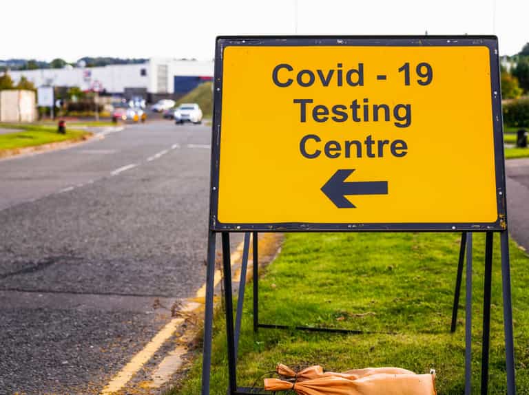 1,818 cases of Covid-19 reported with 52 people in ICU with the virus 1,818 cases of Covid-19 reported with 52 people in ICU with the virus