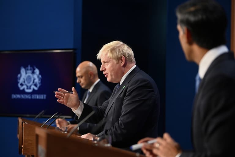 UK confirms planned use of vaccine passports in nightclubs will be scrapped UK confirms planned use of vaccine passports in nightclubs will be scrapped
