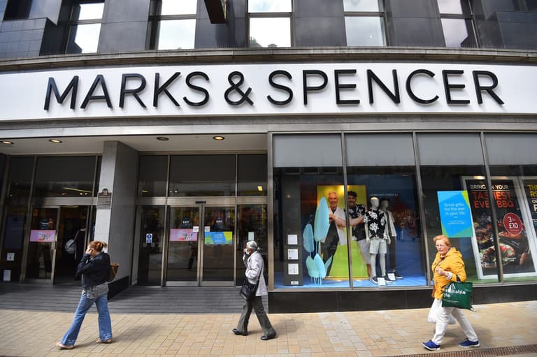 Marks & Spencer to pull 800 lines from Irish stores Marks & Spencer to pull 800 lines from Irish stores