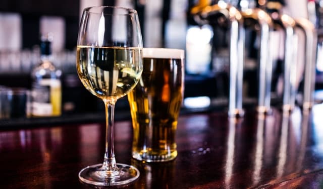 Vintners hit out at “hapless” guidelines following “shambolic” week Vintners hit out at “hapless” guidelines following “shambolic” week