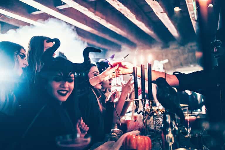 COMPETITION: Win tickets to this Dublin haunted house party with free cocktails, food and a live DJ COMPETITION: Win tickets to this Dublin haunted house party with free cocktails, food and a live DJ