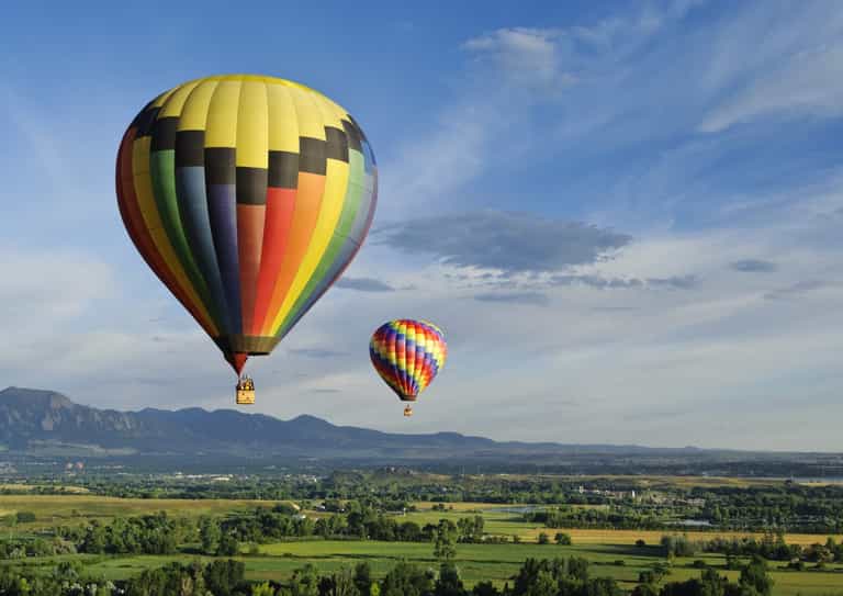 COMPETITION: WIN a romantic hot air balloon ride for two COMPETITION: WIN a romantic hot air balloon ride for two