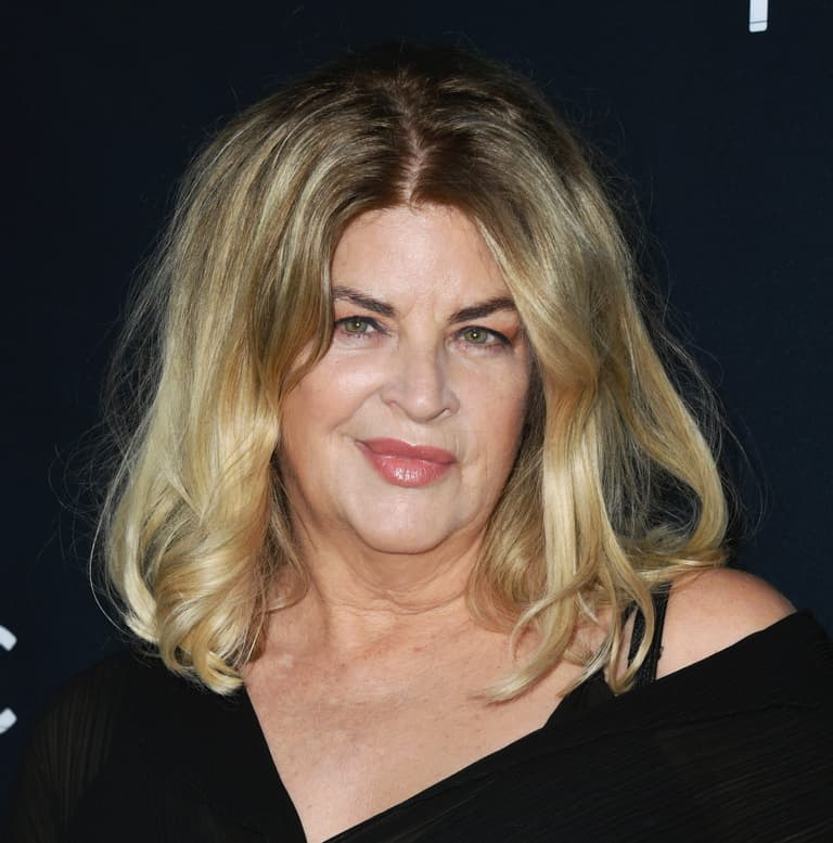 Kirstie Alley: Cheers star dies aged 71 Kirstie Alley: Cheers star dies aged 71