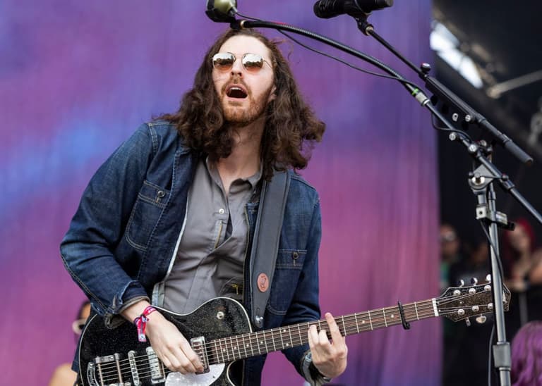 Hozier announces surprise Glastonbury set alongside new single Hozier announces surprise Glastonbury set alongside new single
