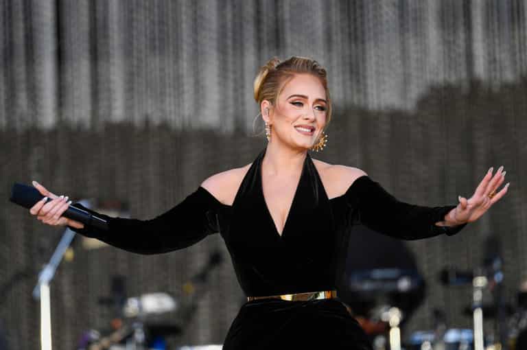 Adele speaks out against fans throwing objects at musicians Adele speaks out against fans throwing objects at musicians