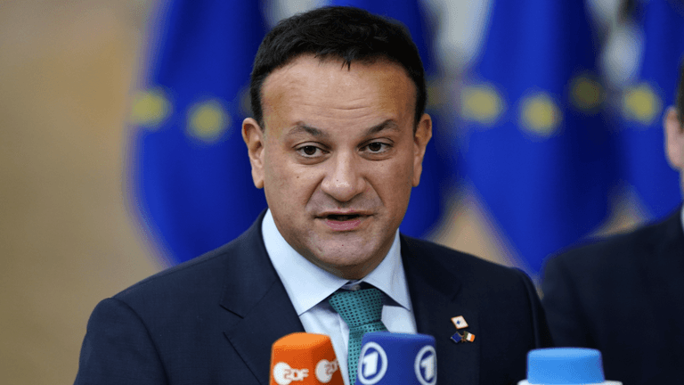 Graffiti death threat in Dublin against Leo Varadkar condemned Graffiti death threat in Dublin against Leo Varadkar condemned