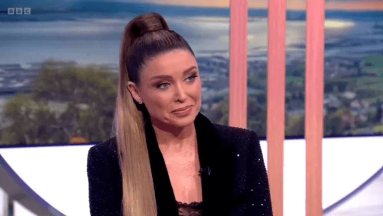 Dannii Minogue fights back tears as she says she ‘identifies as queer’ Dannii Minogue fights back tears as she says she ‘identifies as queer’