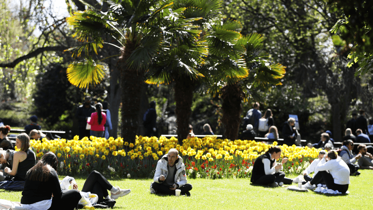 Met Eireann pinpoints exact date temperatures will soar to 22C Met Eireann pinpoints exact date temperatures will soar to 22C
