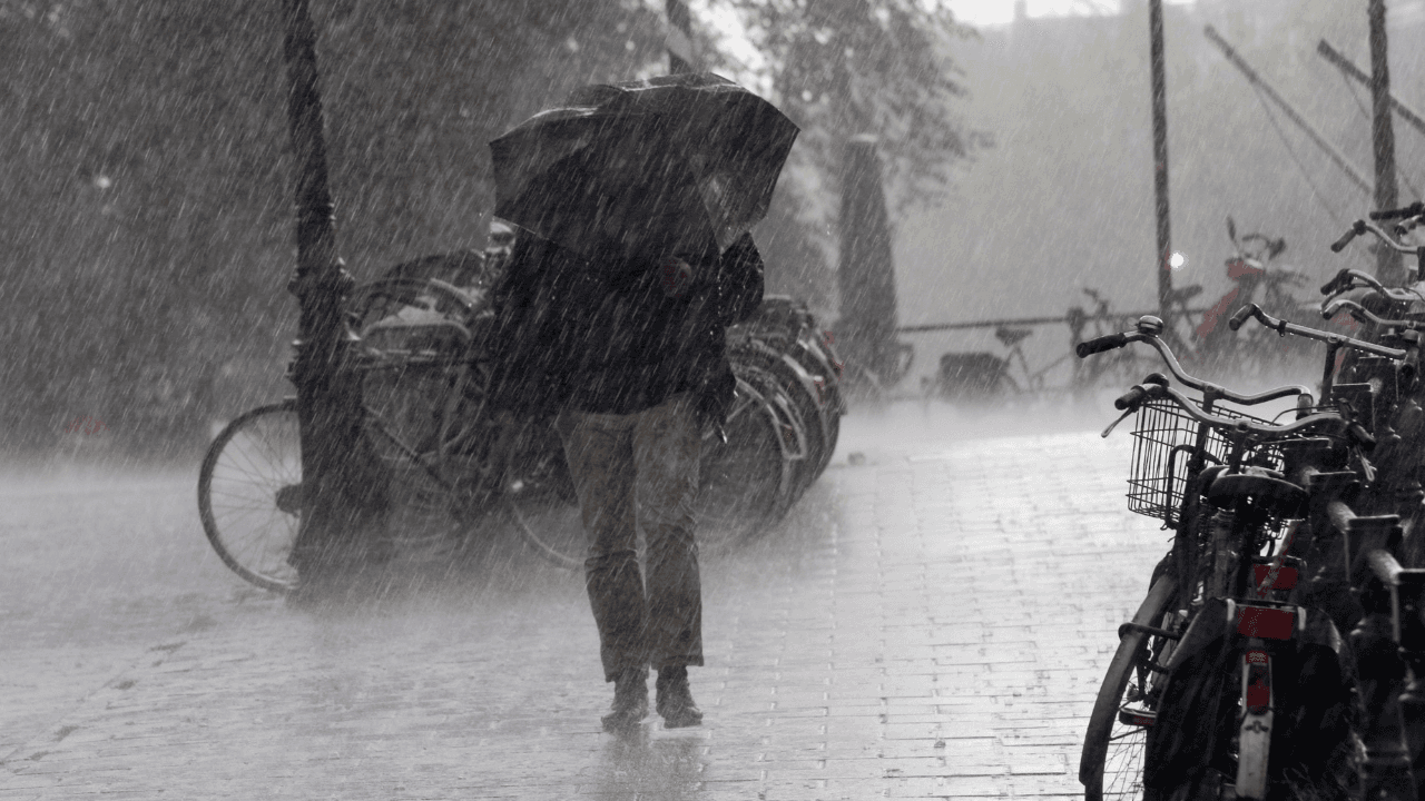 Status Orange thunderstorm warning issued for five Irish counties