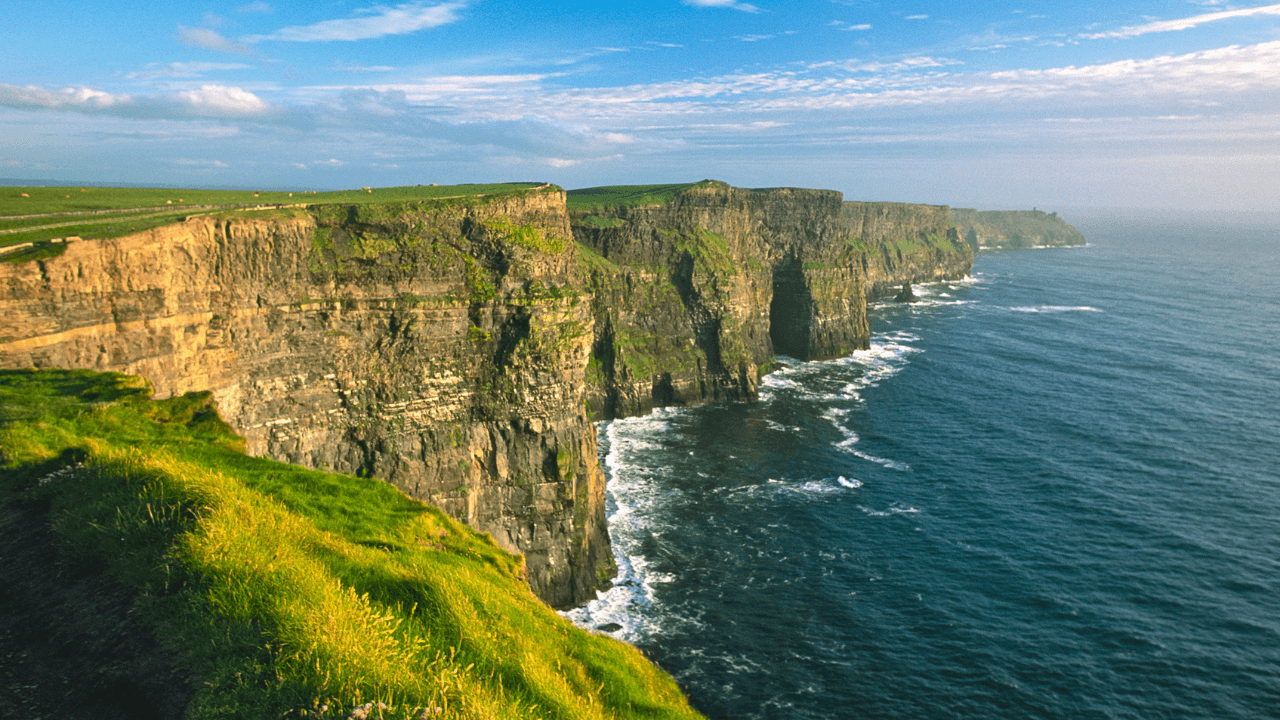 Cliffs of Moher: Body recovered in search for missing 12-year-old boy