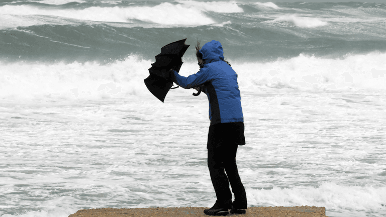 Yellow weather warning issued for two Irish counties with flooding risk Yellow weather warning issued for two Irish counties with flooding risk