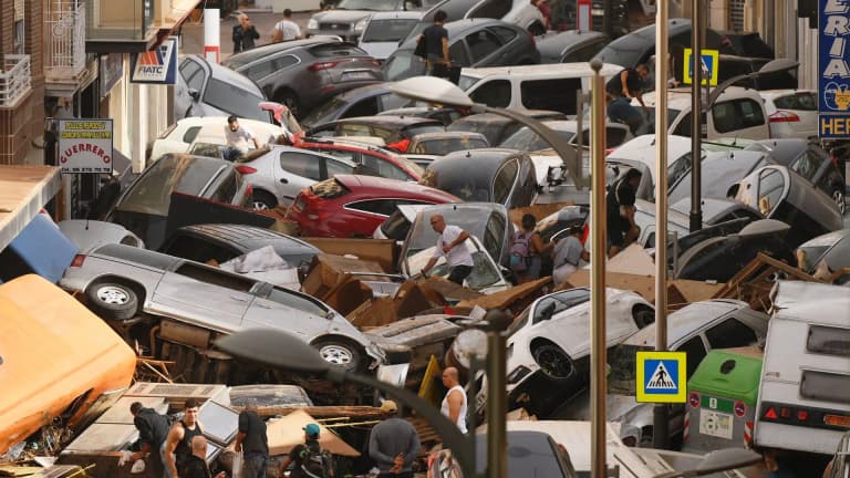Death toll rises to 158 as Spain endures worst flooding disaster in decades Death toll rises to 158 as Spain endures worst flooding disaster in decades
