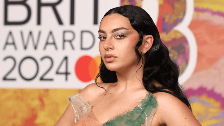 Woman complains to Joe Duffy about ‘appalling’ Charli XCX song playing on daytime radio Woman complains to Joe Duffy about ‘appalling’ Charli XCX song playing on daytime radio