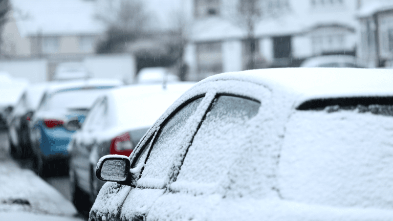 Met Eireann predicts snow and sleet as warm weather set to come to an end Met Eireann predicts snow and sleet as warm weather set to come to an end