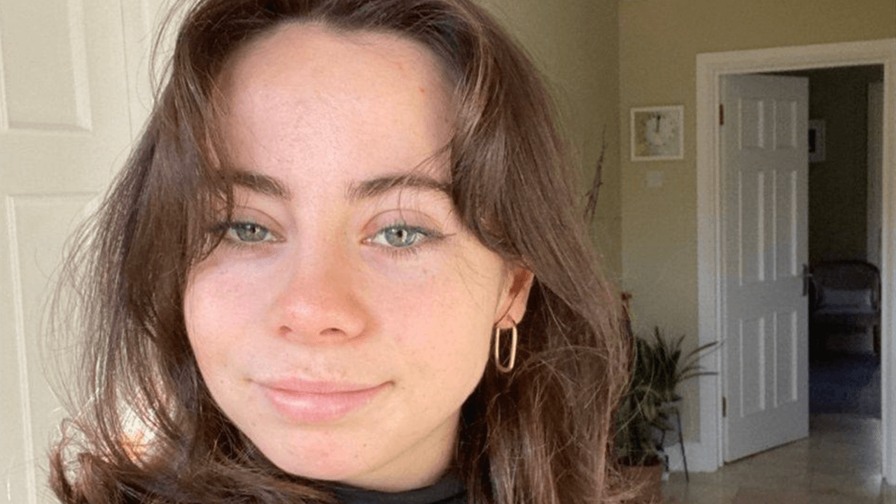 Tributes paid to Irish woman, 21, who died while rock climbing in Spain