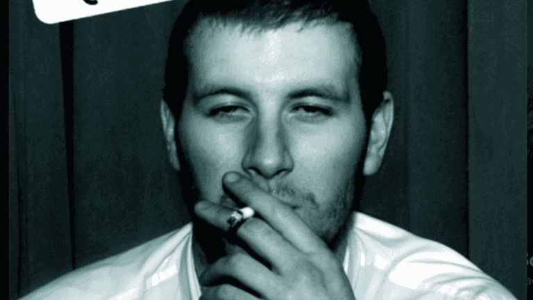 Man on Arctic Monkeys album cover reveals crazy story behind iconic shot Man on Arctic Monkeys album cover reveals crazy story behind iconic shot