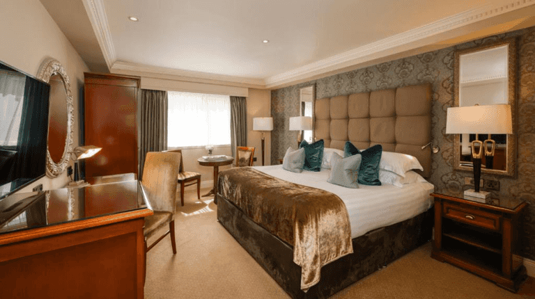 People are swiping up this 4* Killarney hotel offer with late checkout and 52% off People are swiping up this 4* Killarney hotel offer with late checkout and 52% off