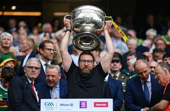 Cork hurlers appoint Cian O’Neill as Nnew head coach Cork hurlers appoint Cian O’Neill as Nnew head coach