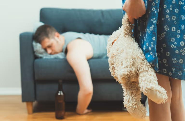 Parents drinking harms one in six Irish children, AAI finds Parents drinking harms one in six Irish children, AAI finds