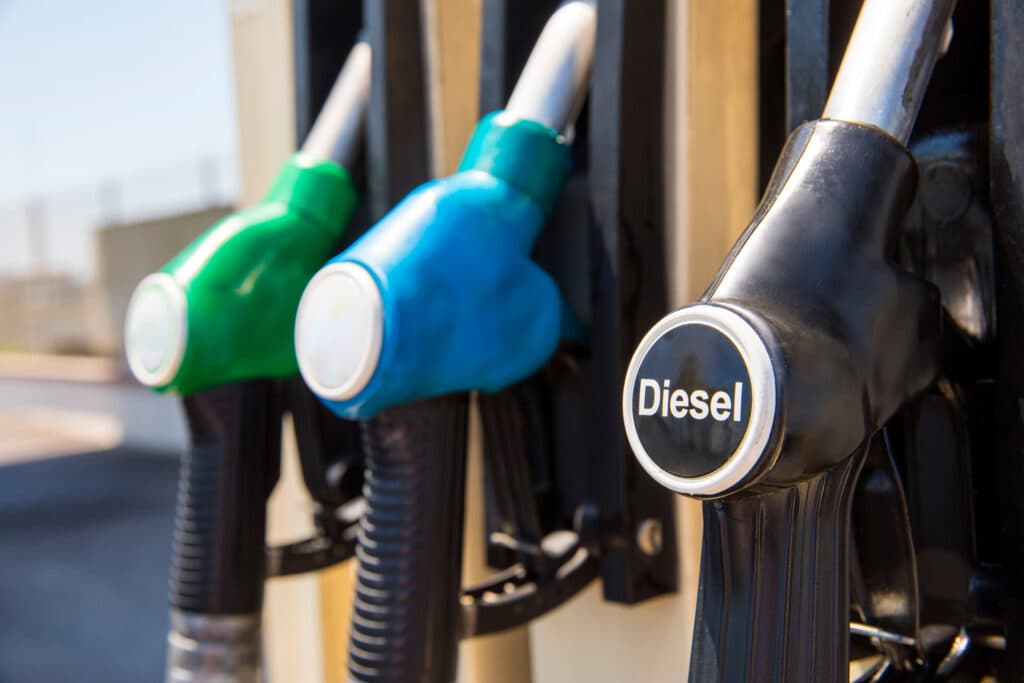 Diesel prices Ireland hits €2.14 a litre amid global crisis